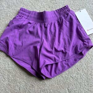 NWT lululemon hotty hot shorts